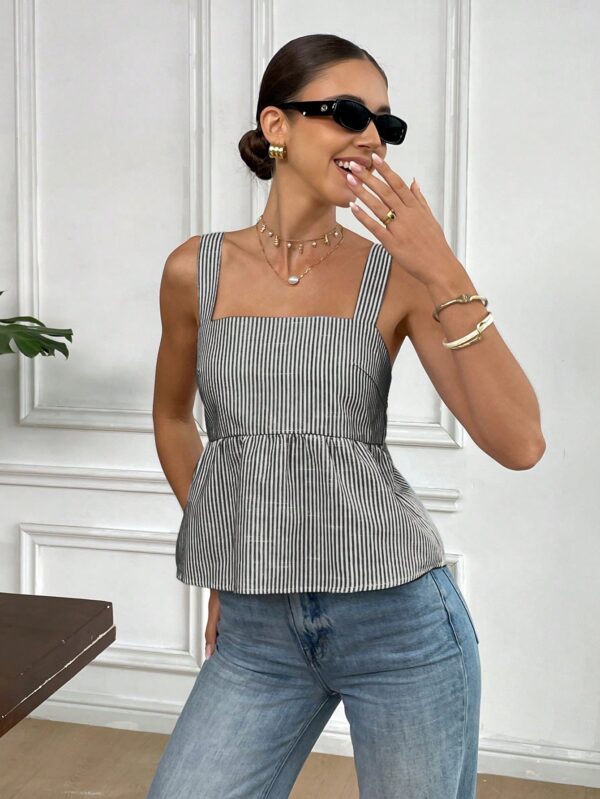 Summer New Arrival Women Striped Bowknot Back Halter Top