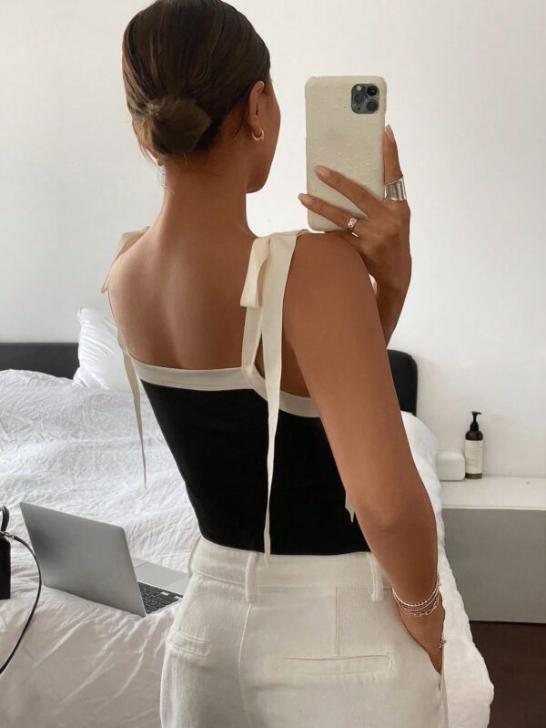 Women Black Contrast Binding Color block Slim Fit Tank Top with Knot Detail