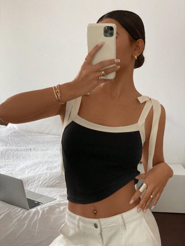 Women Black Contrast Binding Color block Slim Fit Tank Top with Knot Detail